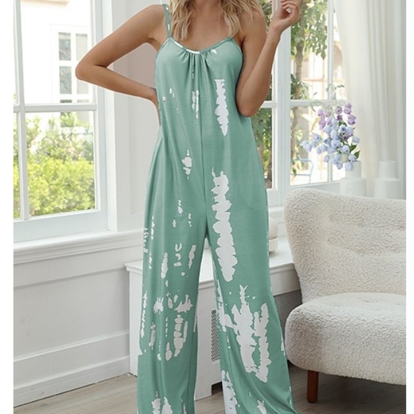 Green & White Tie Dye Palazzo Jumpsuit - Picture 2 of 6